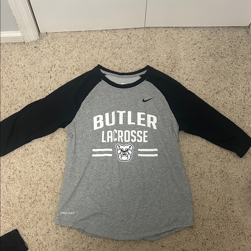 Nike Kids Black and Gray Long Sleeve Tee